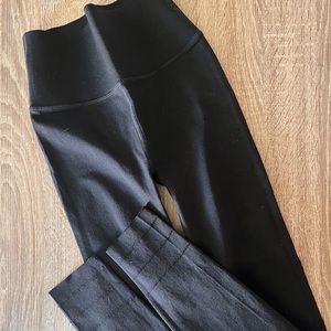 FABLETICS SCULPT KNIT LEGGINGS SIZE SMALL